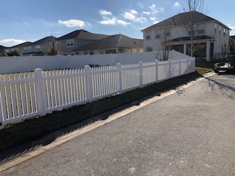 2x7 pickets fence1